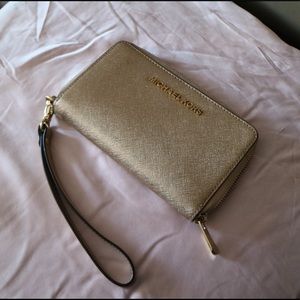 Michael Kors glitter wrislet